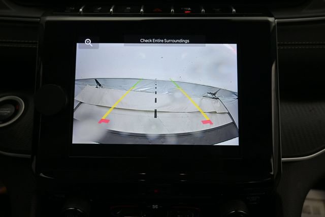 Used 2023 Jeep Grand Cherokee L Laredo AWD/4WD image 18