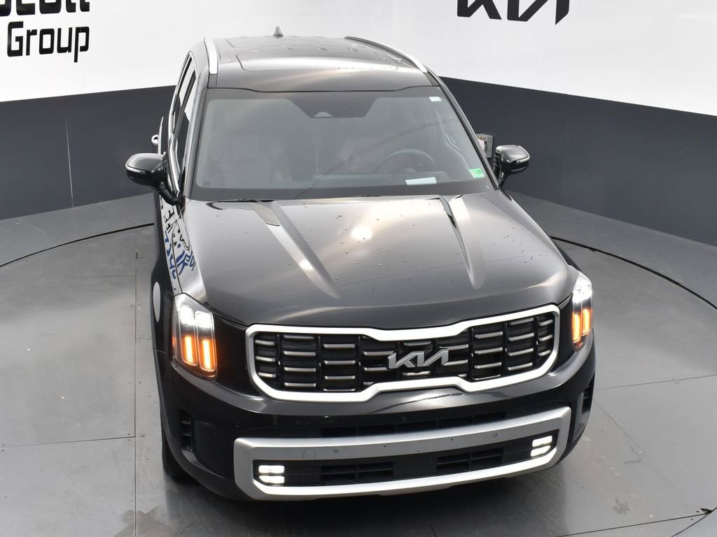 Used 2024 Kia Telluride SX Prestige w/ Towing Package image 24