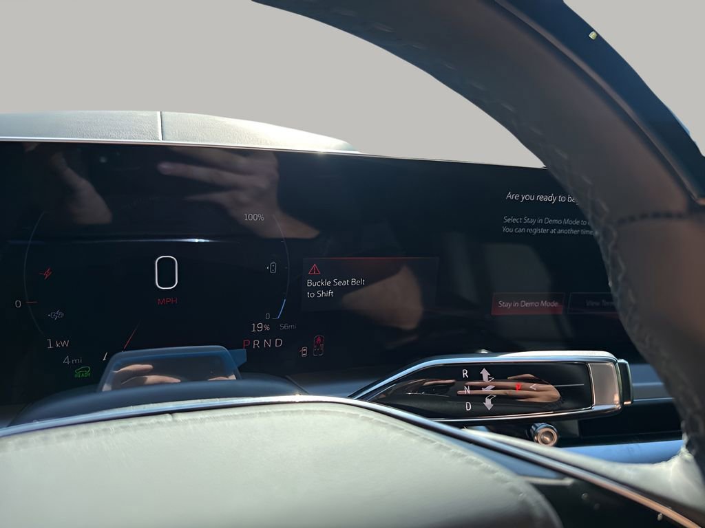 New 2026 Cadillac Lyriq V image 34