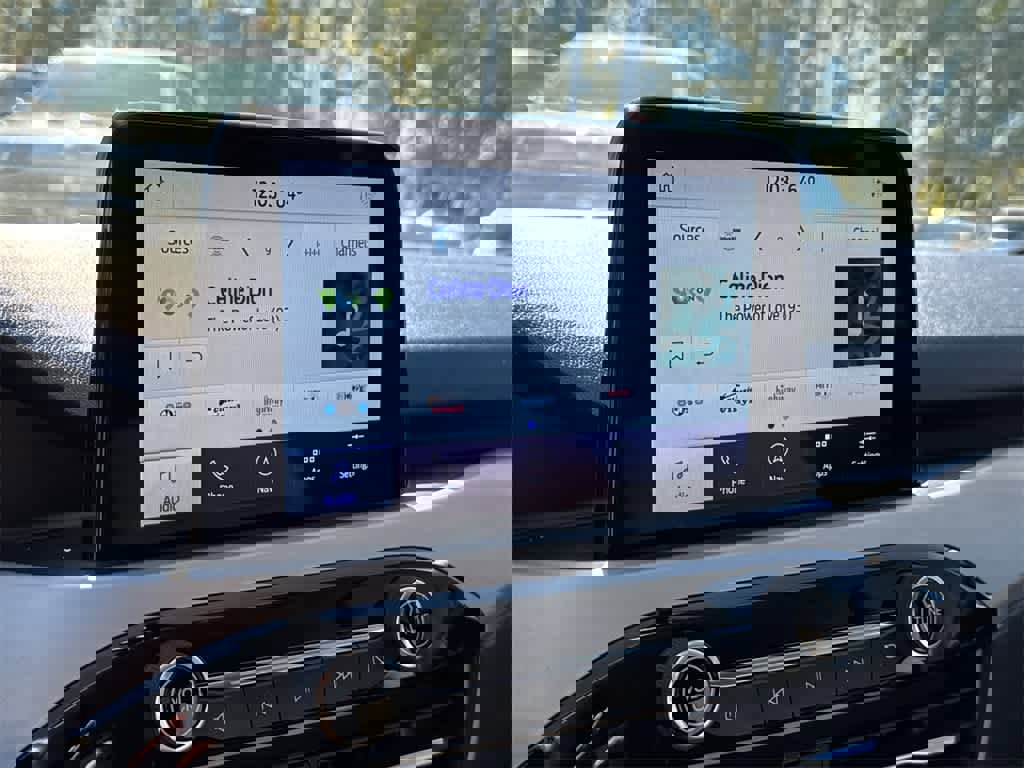 Certified 2021 Ford Escape SE w/ SE Sport Appearance Package image 26