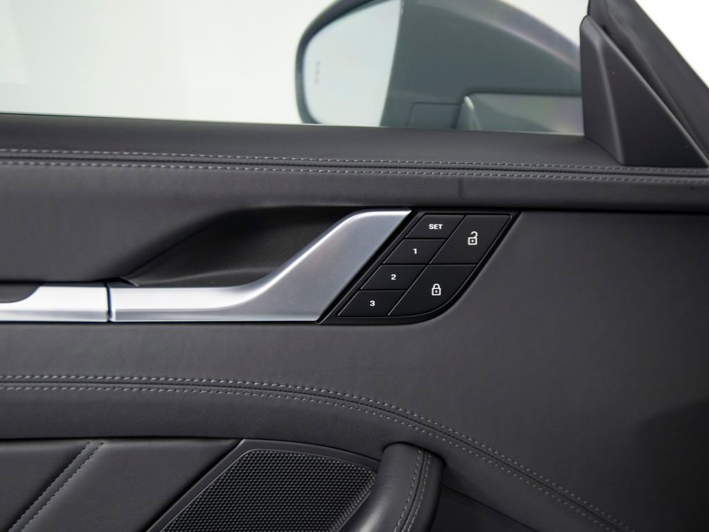 Certified 2023 Porsche 911 Sport Classic image 18