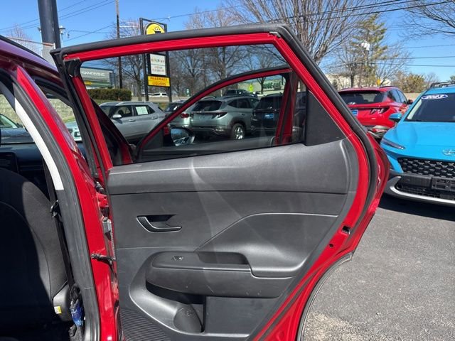 Used 2024 Hyundai Kona SEL image 28