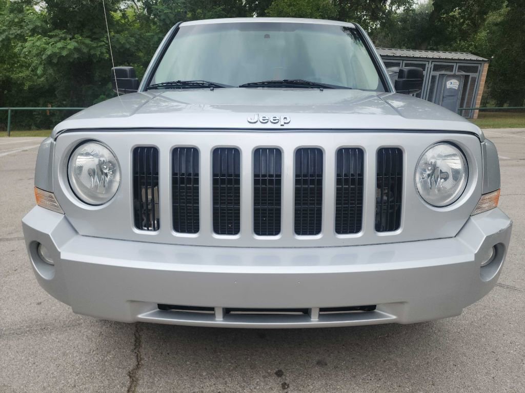 Used 2010 Jeep Patriot Sport w/ Tire & Wheel Group image 2
