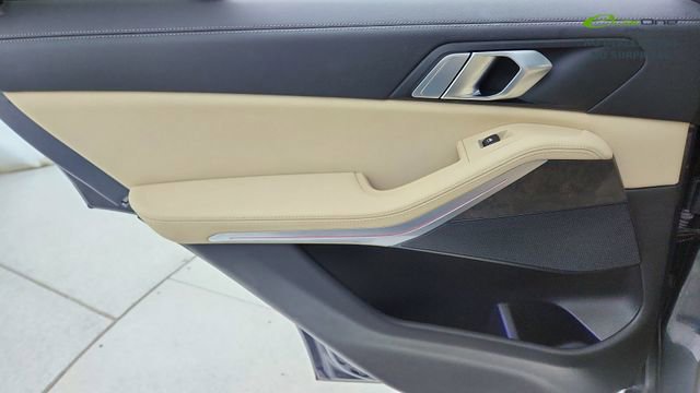Used 2022 BMW X5 sDrive40i w/ Premium Package RWD image 32