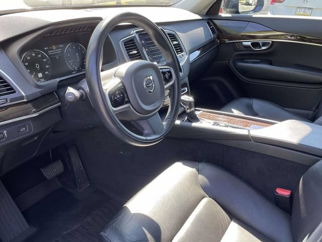 Used 2019 Volvo XC90 T5 Momentum w/ Protection Package Premier AWD/4WD image 13