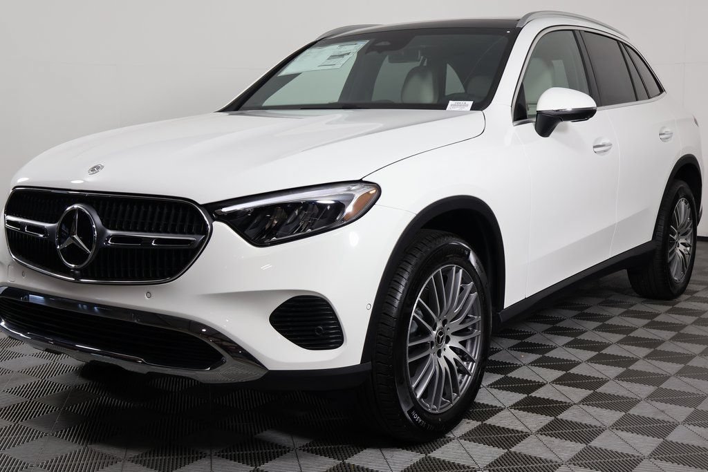 New 2027 Mercedes-Benz GLC 300 image 1