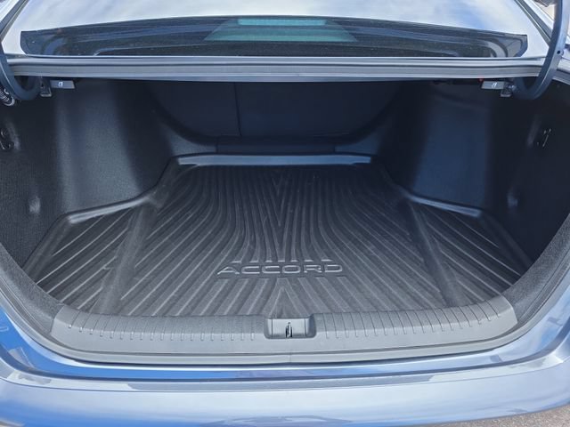 Used 2023 Honda Accord EX image 30
