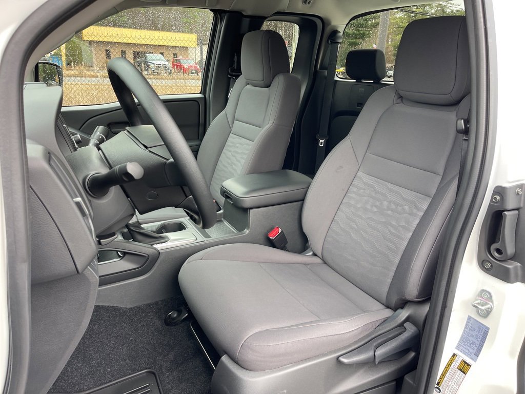 Used 2025 Nissan Frontier S image 20
