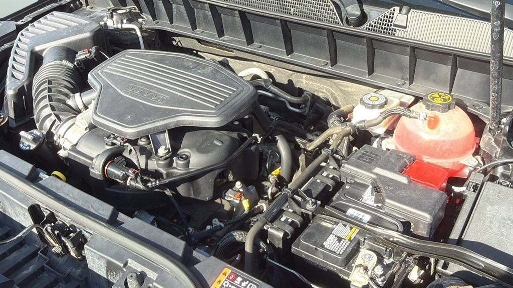 Used 2018 GMC Acadia SLE image 24