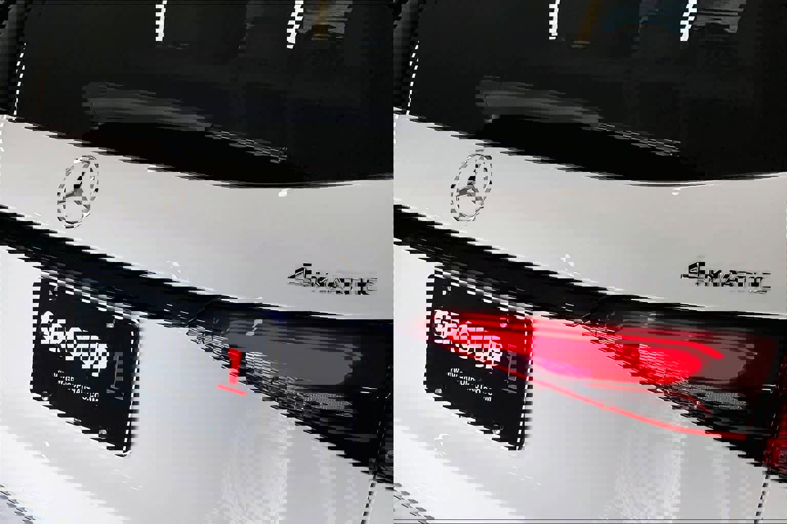 Used 2023 Mercedes-Benz GLC 300 4MATIC image 9