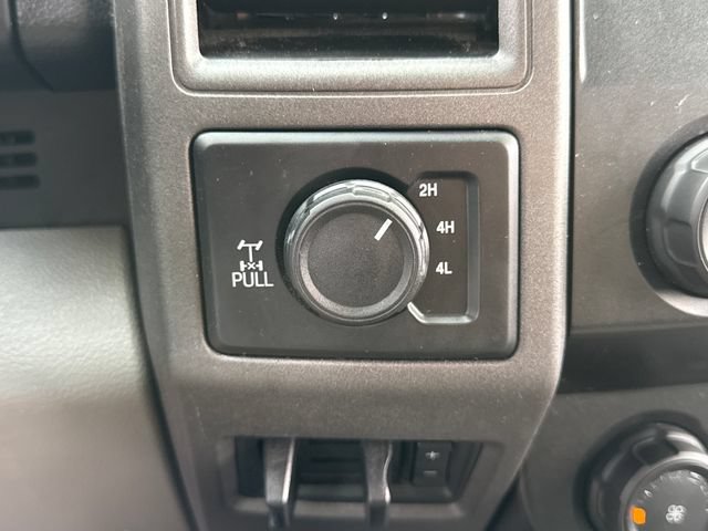 Used 2020 Ford F350 XL w/ Power Equipment Group AWD/4WD image 32