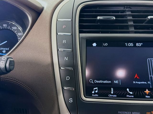 Used 2018 Lincoln MKX Reserve w/ Driver Assistance Package FWD image 20