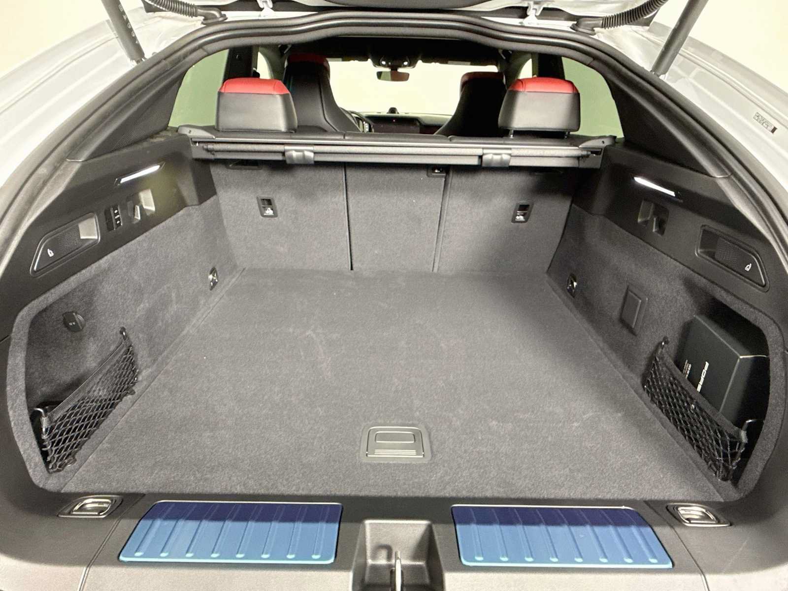 New 2026 Porsche Cayenne Electric Coupe AWD/4WD image 26