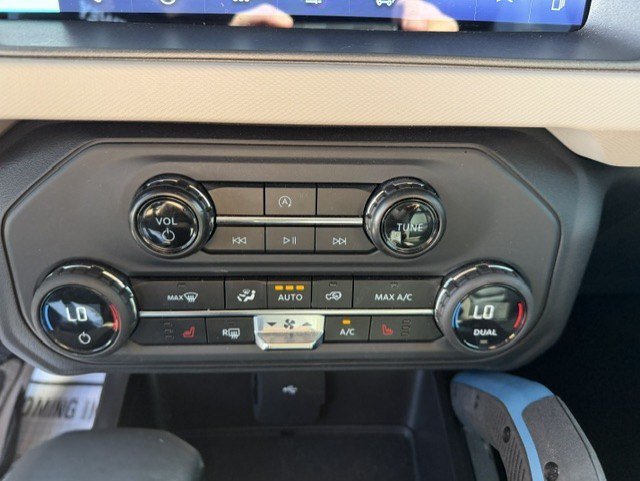Used 2024 Ford Bronco Wildtrak AWD/4WD image 27