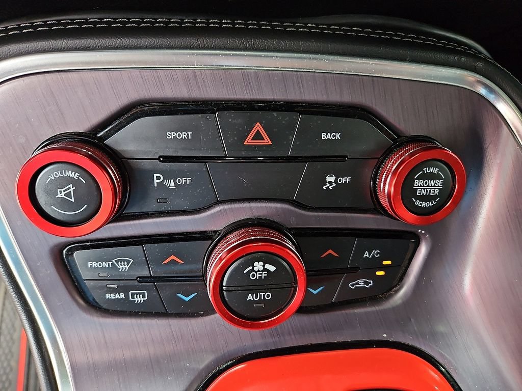 Used 2015 Dodge Challenger R/T w/ Quick Order Package 28B R/T RWD image 20