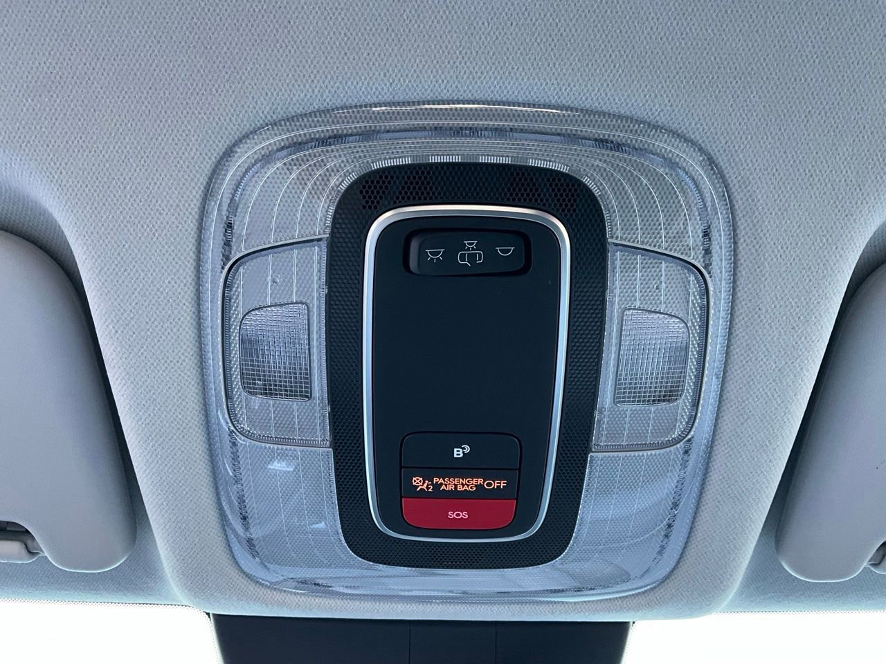 Used 2025 Hyundai Kona SEL image 17