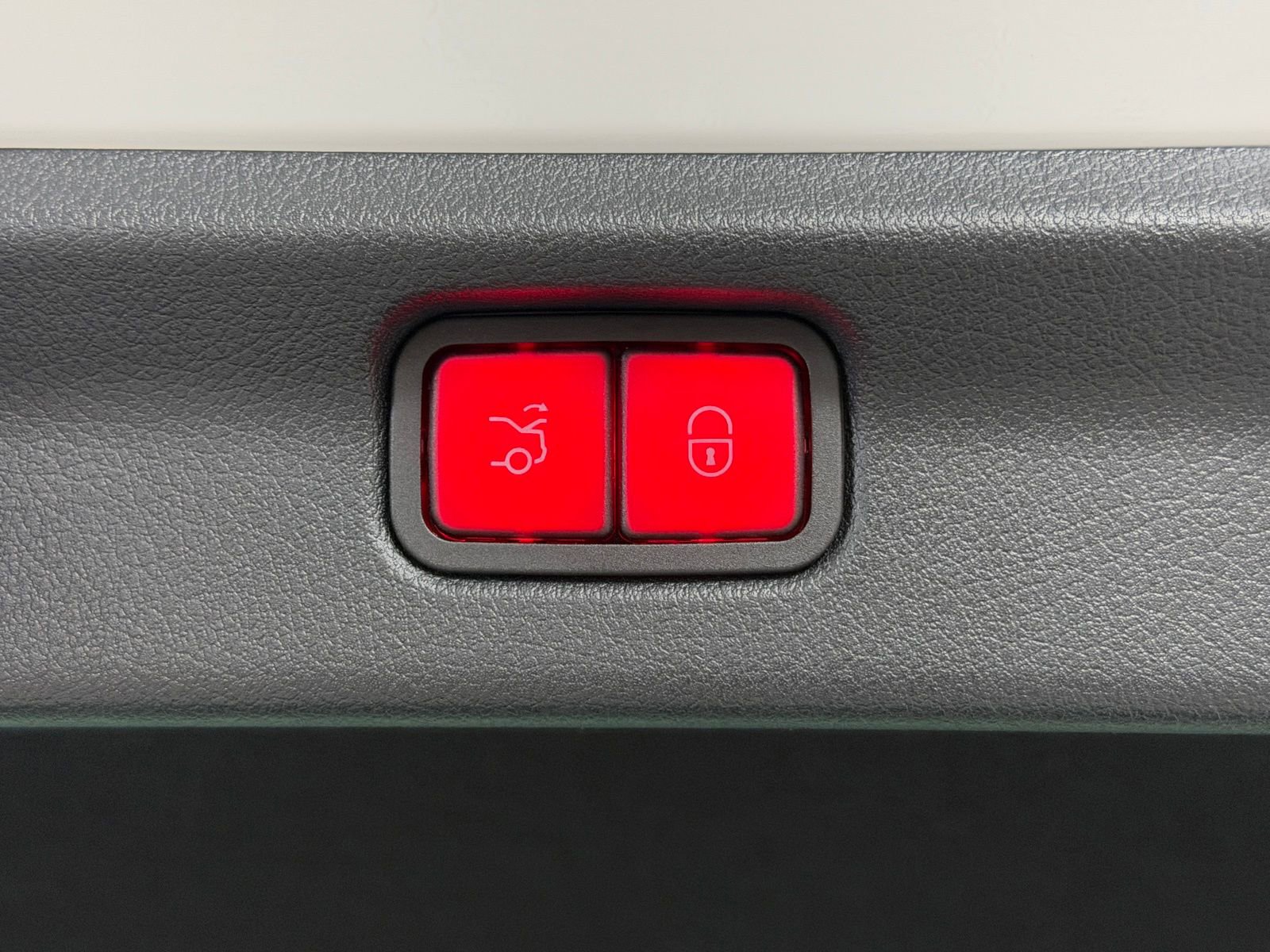 Used 2023 Mercedes-Benz EQE AMG 4MATIC Sedan image 13