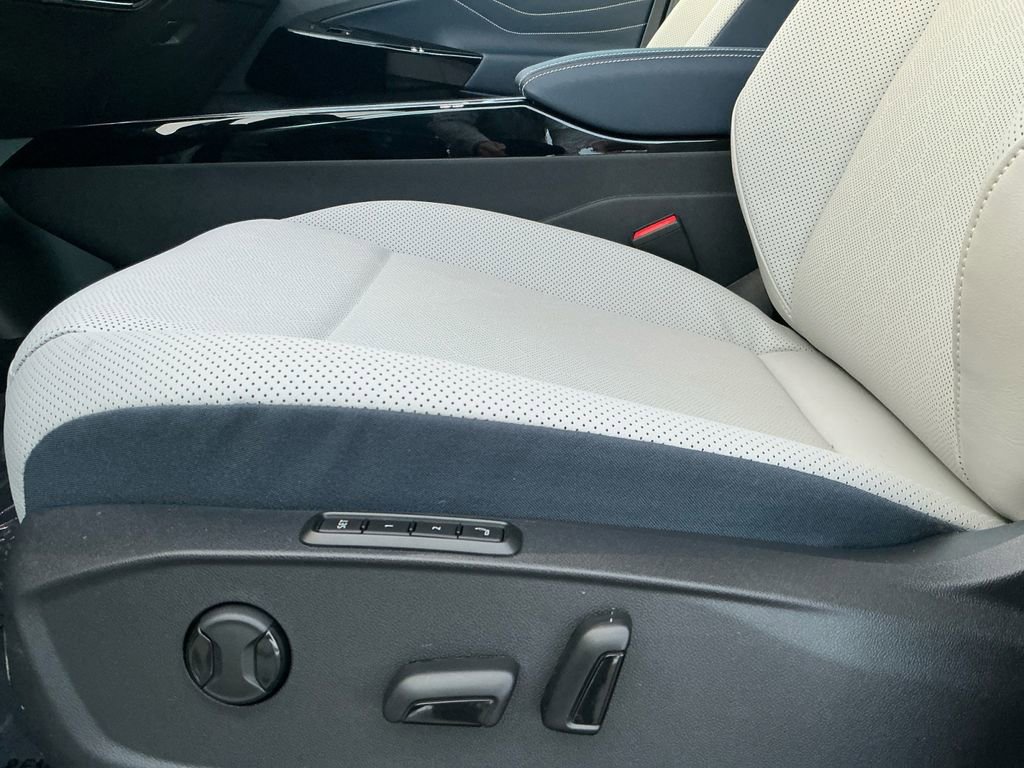 New 2026 Volkswagen ID.4 Pro S Plus image 22