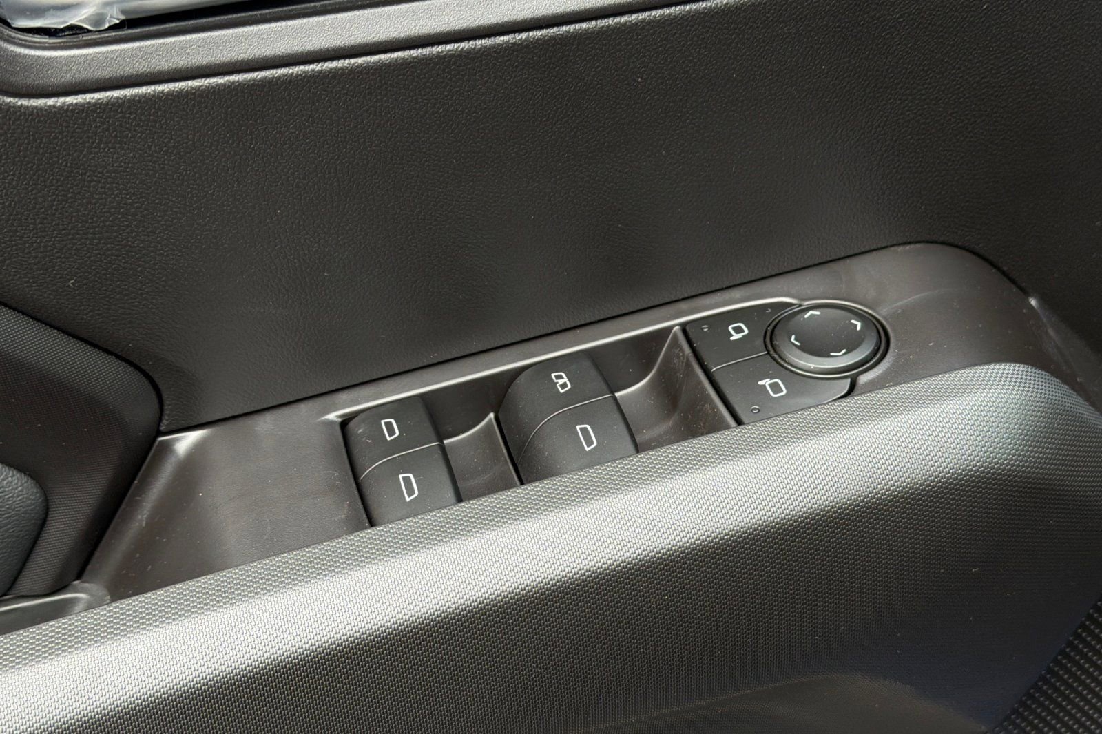 New 2026 GMC Canyon Elevation image 11