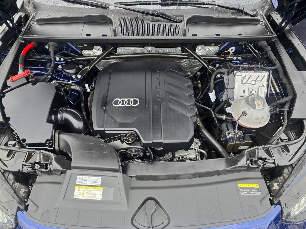 Used 2021 Audi Q5 Prestige w/ Prestige Package AWD/4WD image 10