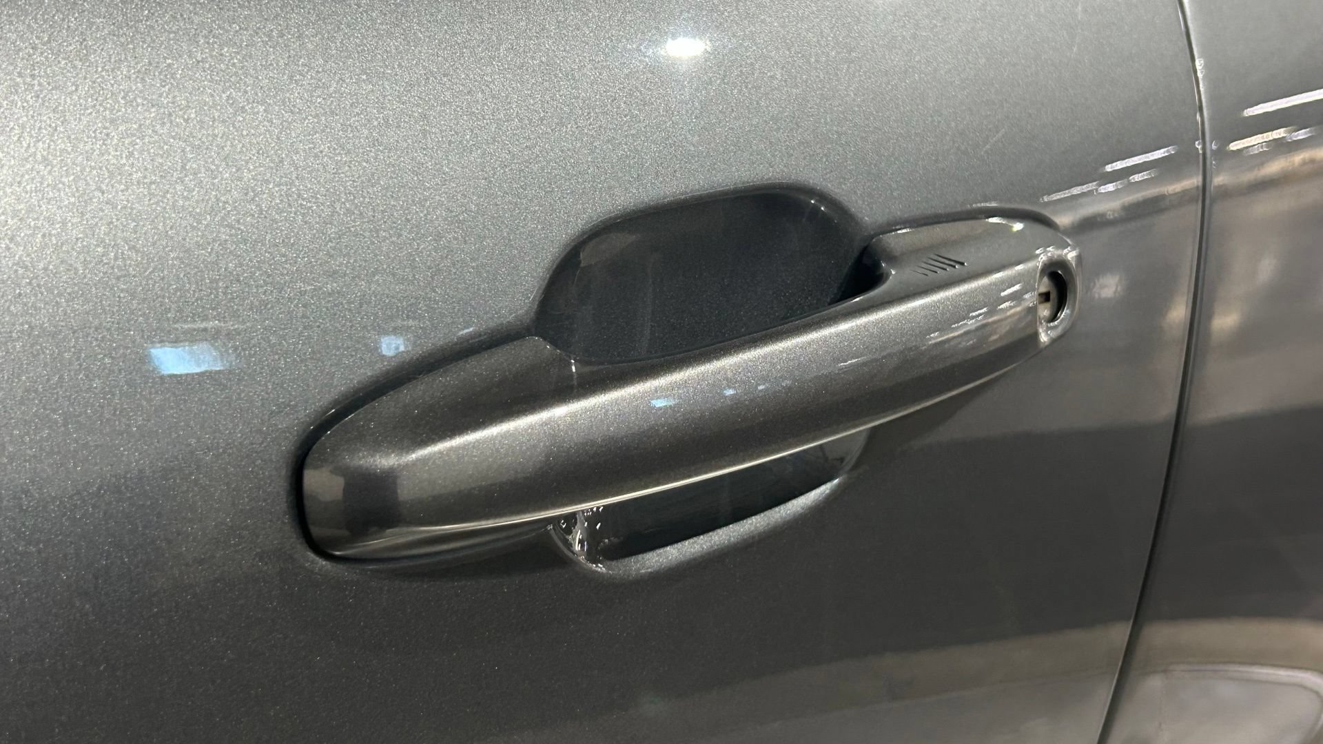 Used 2025 Ford Escape ST-Line AWD/4WD image 18