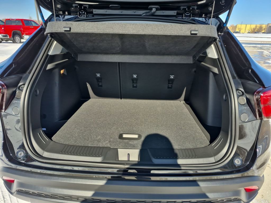 New 2026 Chevrolet Trax LT w/ Midnight Edition image 23