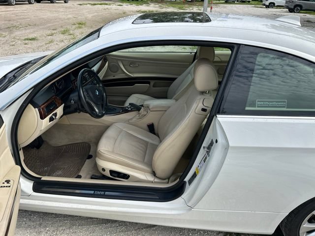 Used 2013 BMW 328i xDrive Coupe AWD/4WD image 5