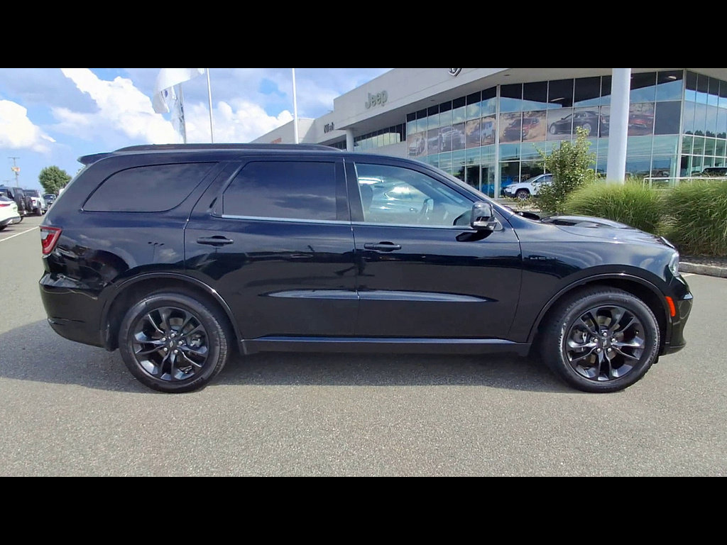 Used 2023 Dodge Durango R/T AWD/4WD image 9