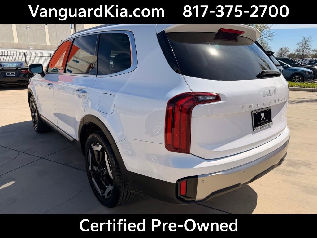 Certified 2025 Kia Telluride S image 2