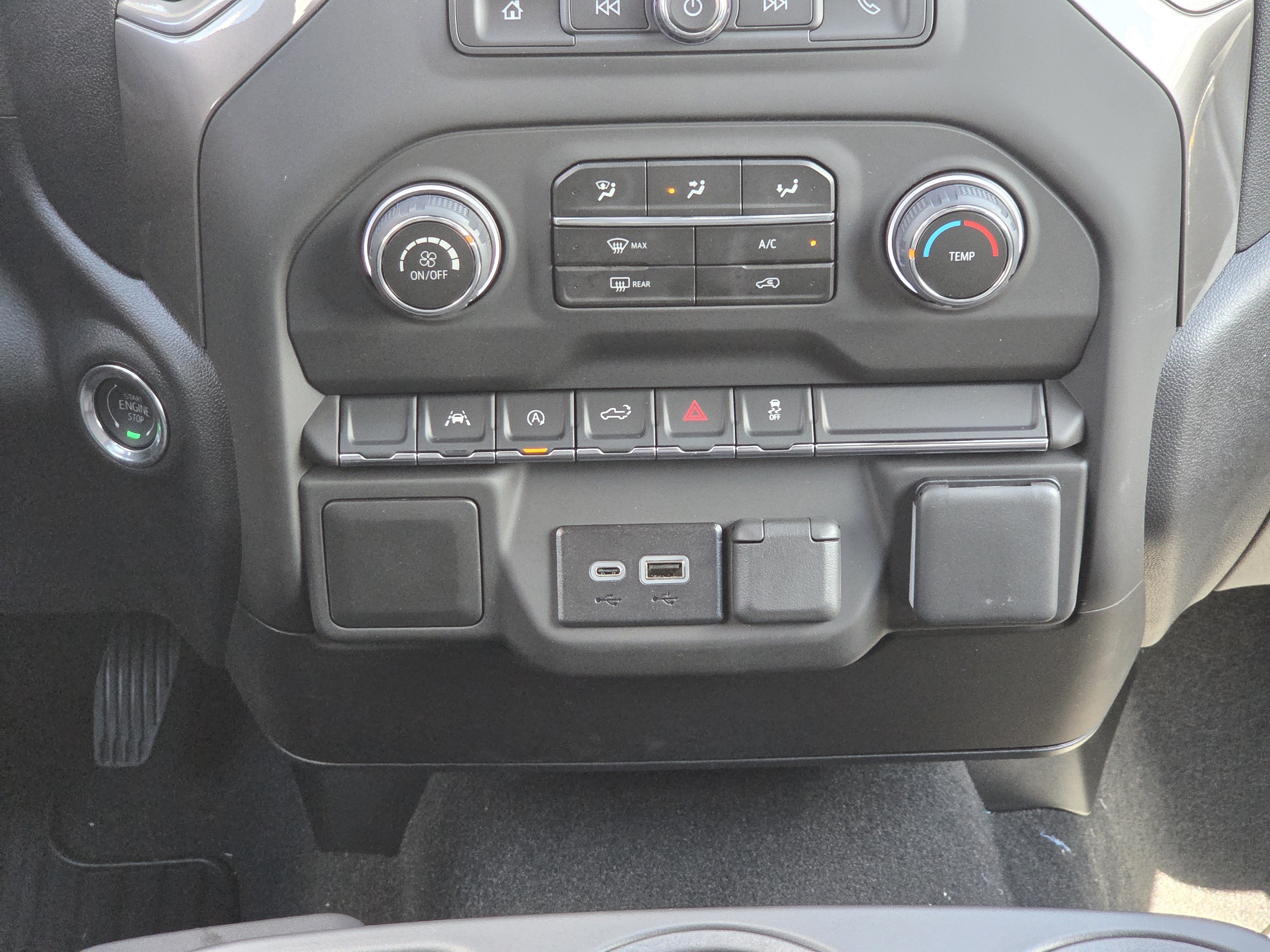 New 2026 Chevrolet Silverado 1500 Custom AWD/4WD image 11