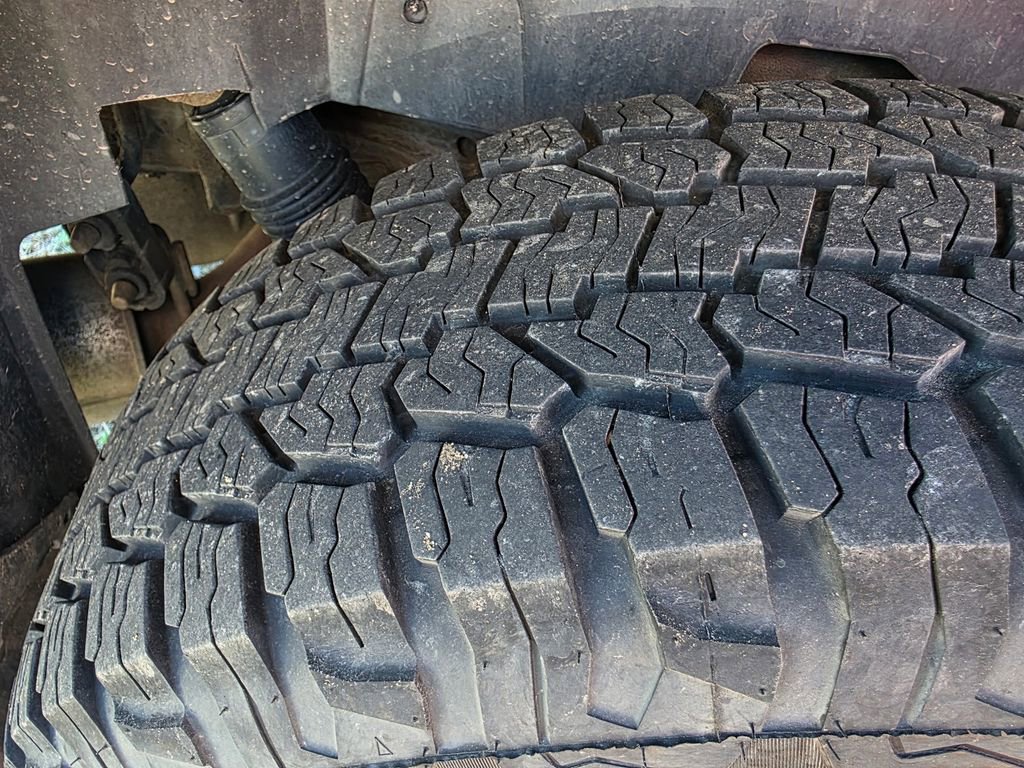 Used 2010 Chevrolet Tahoe LT AWD/4WD image 5