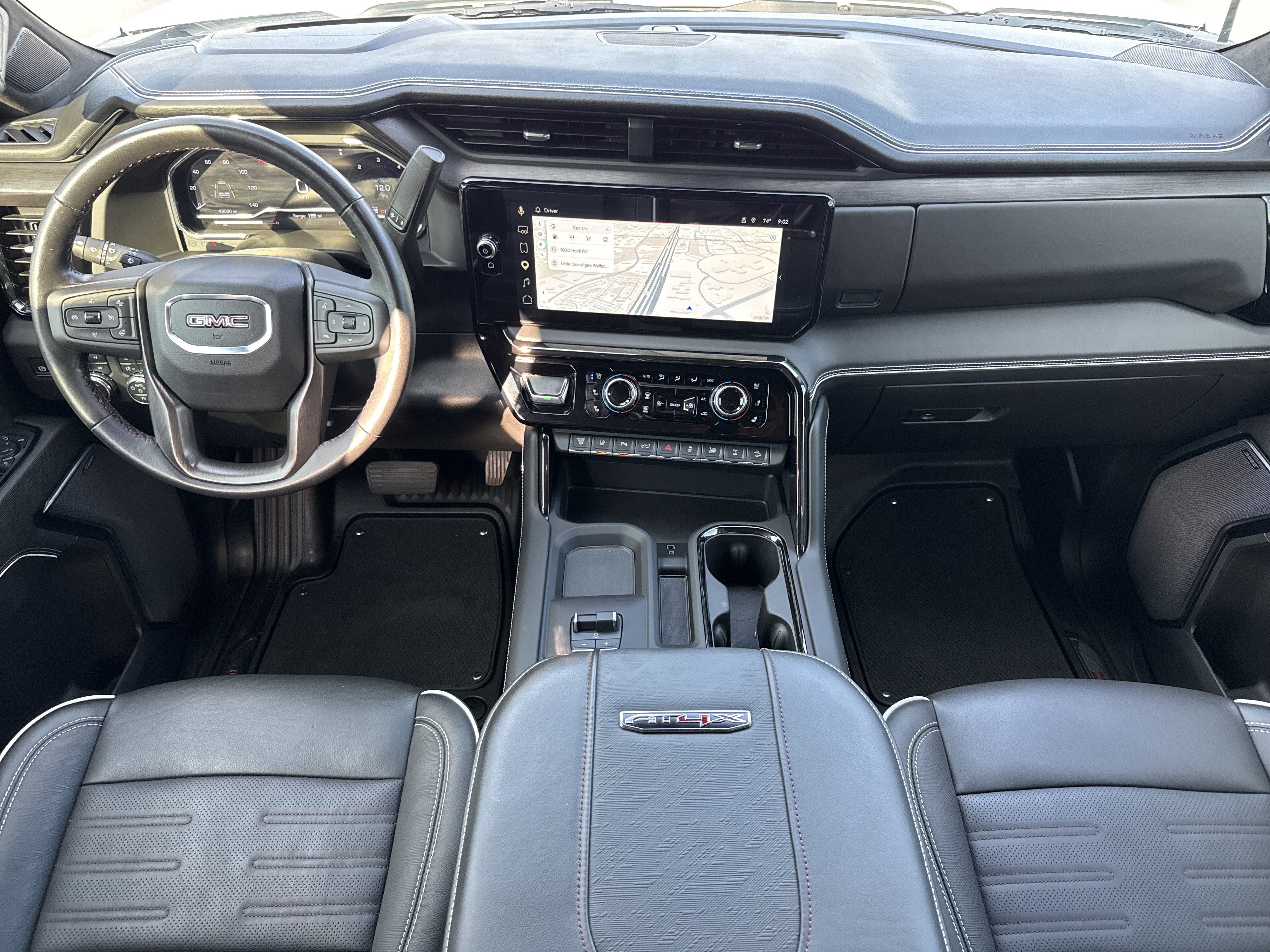 Used 2025 GMC Sierra 2500 AT4X AWD/4WD image 30