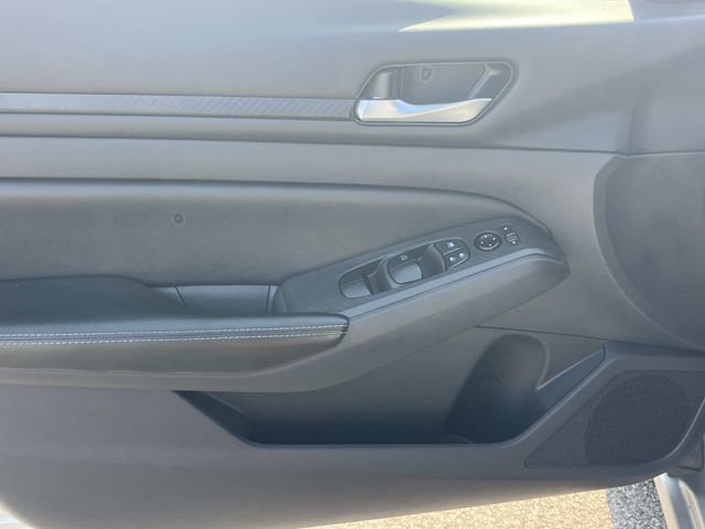Certified 2024 Nissan Altima 2.5 SV FWD image 23