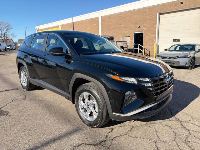 Used 2023 Hyundai Tucson SE image 11