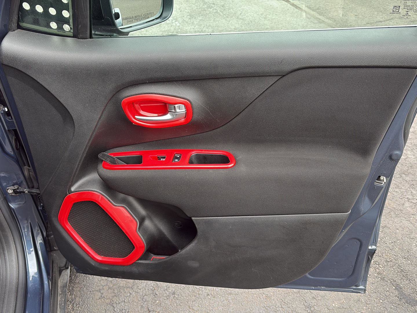 Used 2021 Jeep Renegade Latitude image 19