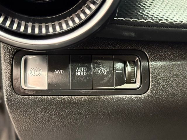 Used 2025 Chevrolet Equinox LT image 30