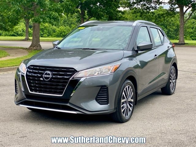 Used 2022 Nissan Kicks SV FWD image 3