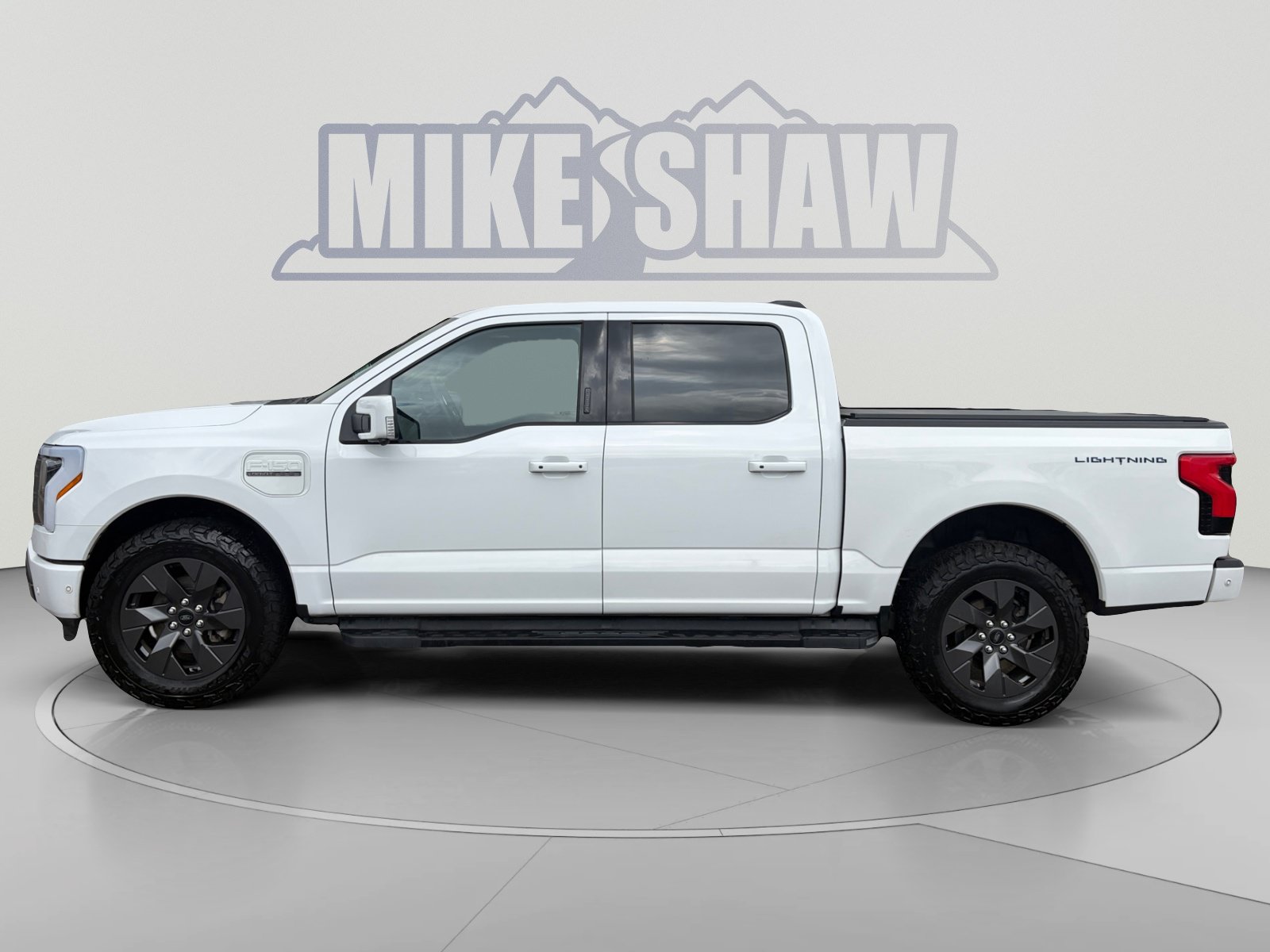 Used 2022 Ford F150 Lightning Lariat w/ Equipment Group 511A High AWD/4WD image 2