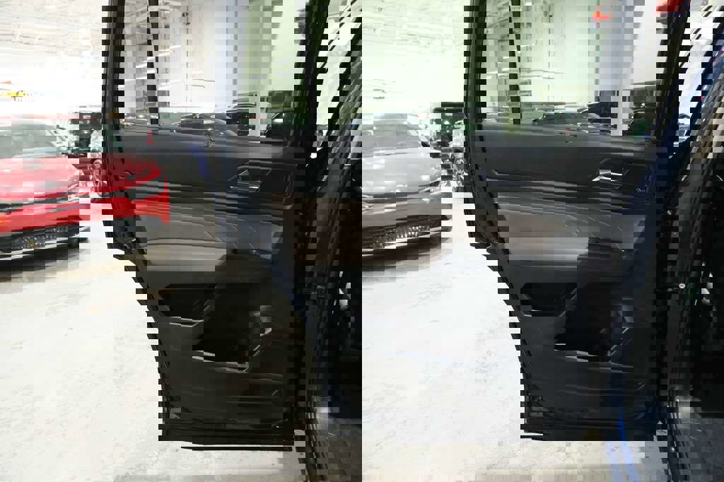 Used 2021 Volkswagen Atlas SEL Premium image 23