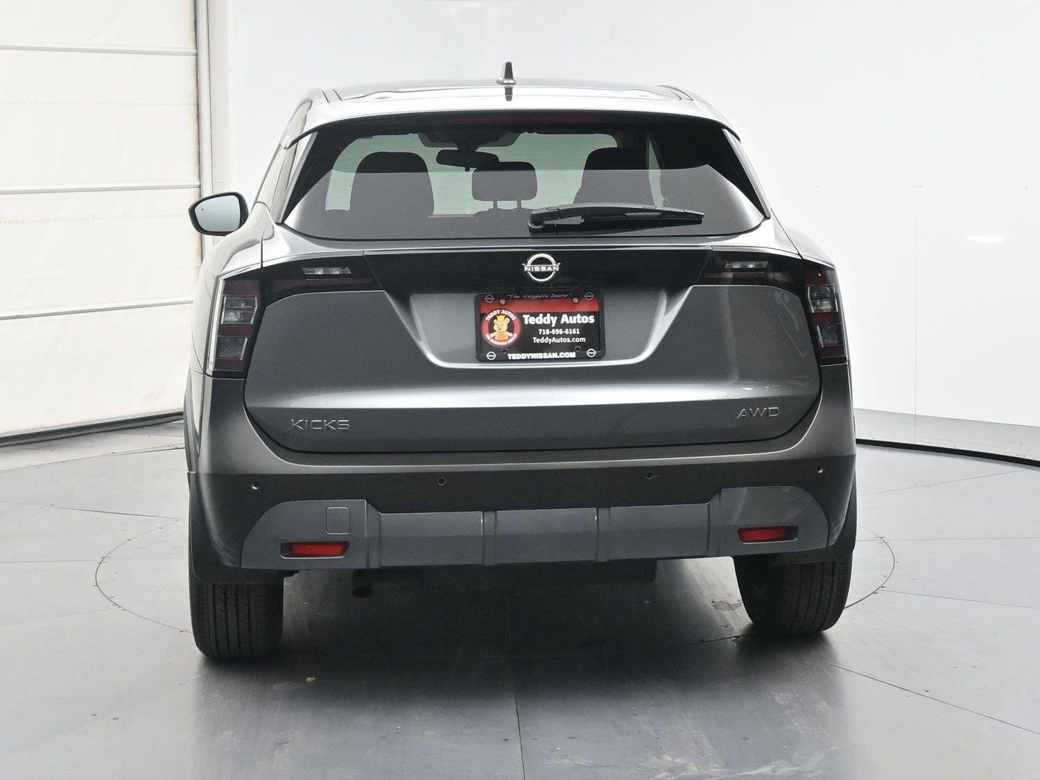 Certified 2025 Nissan Kicks SV AWD/4WD image 21