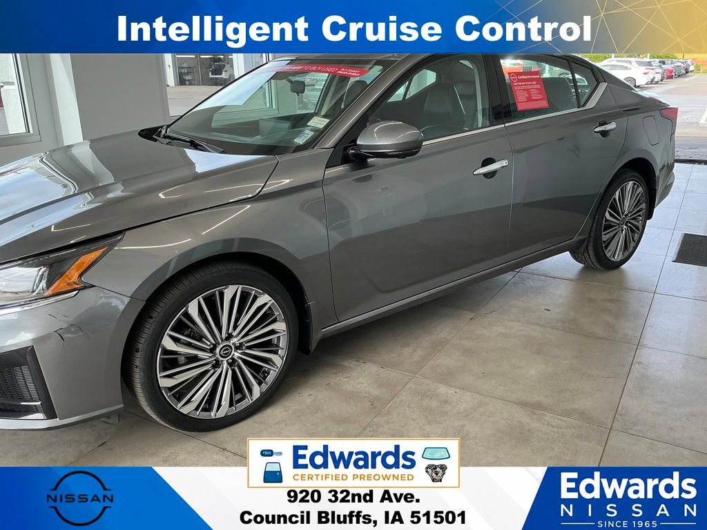 Used 2024 Nissan Altima 2.5 SL AWD/4WD image 5
