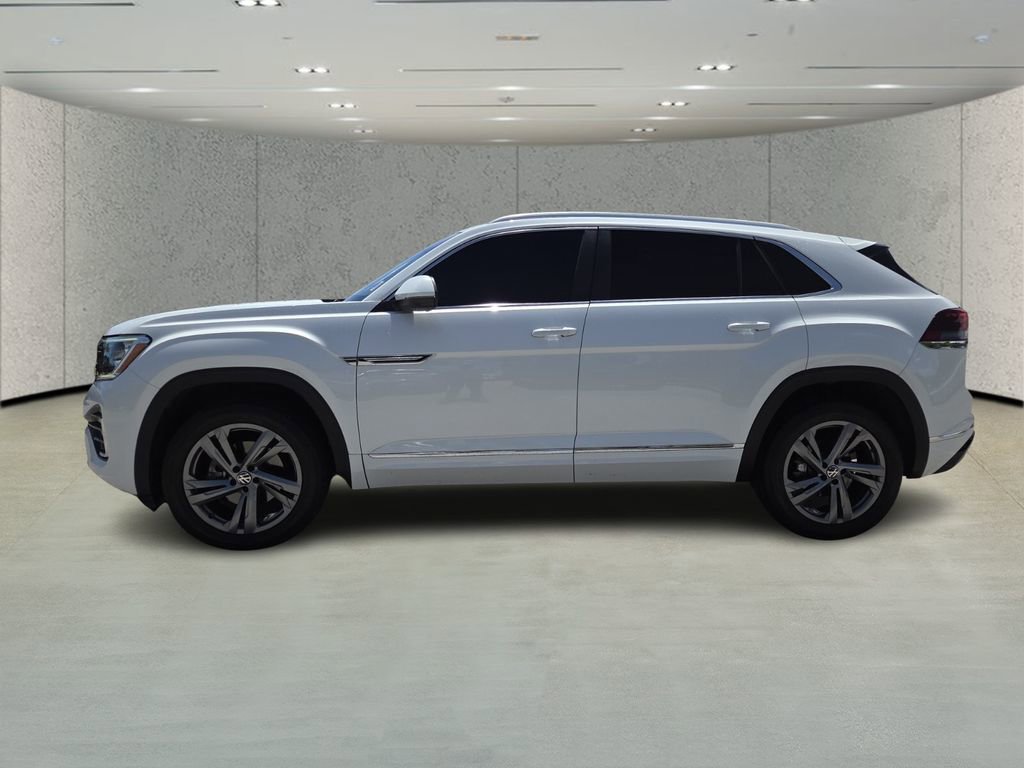 Used 2024 Volkswagen Atlas Cross Sport SEL R-Line AWD/4WD image 6