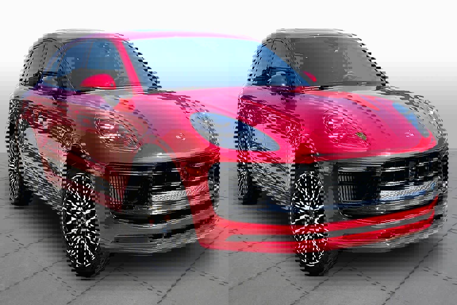 Used 2025 Porsche Macan S image 3