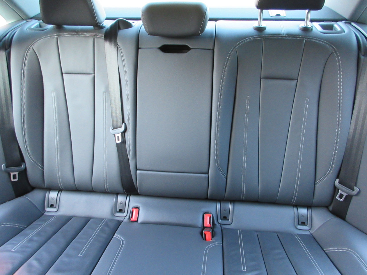 Used 2024 Audi A4 2.0T Premium image 39