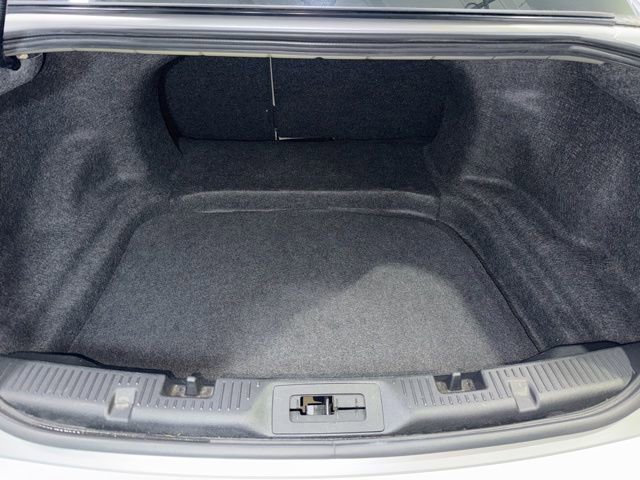 Used 2018 Ford Taurus SE FWD image 20