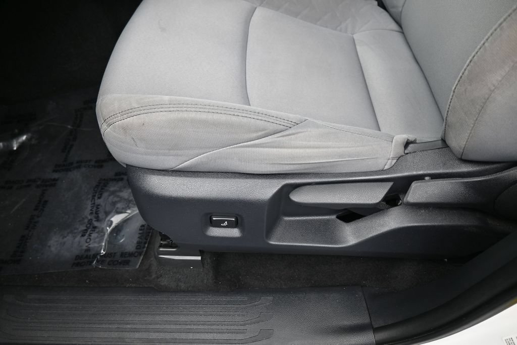Used 2024 Toyota Tacoma SR5 RWD image 17