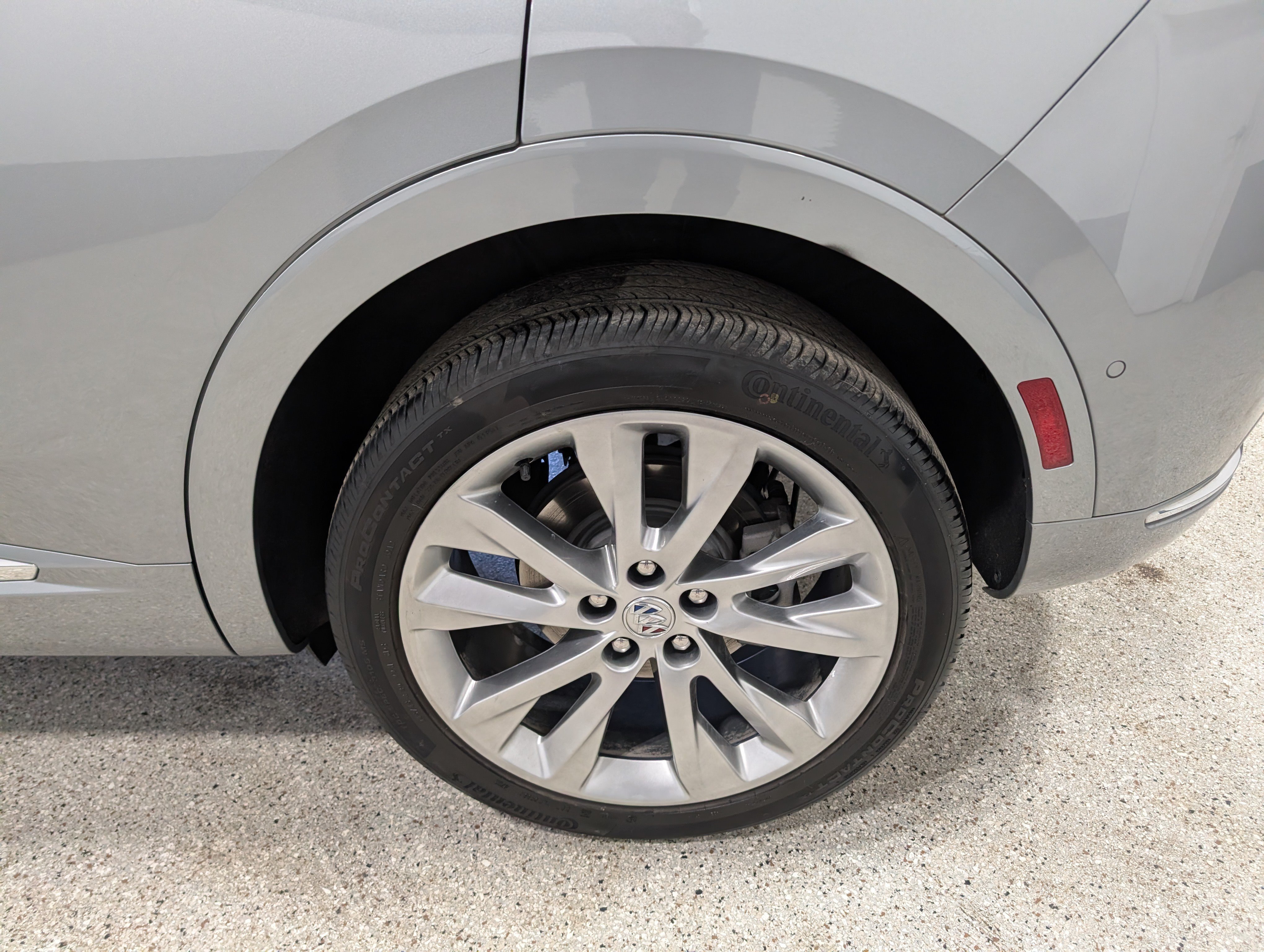 Used 2023 Buick Envision Avenir AWD/4WD image 10