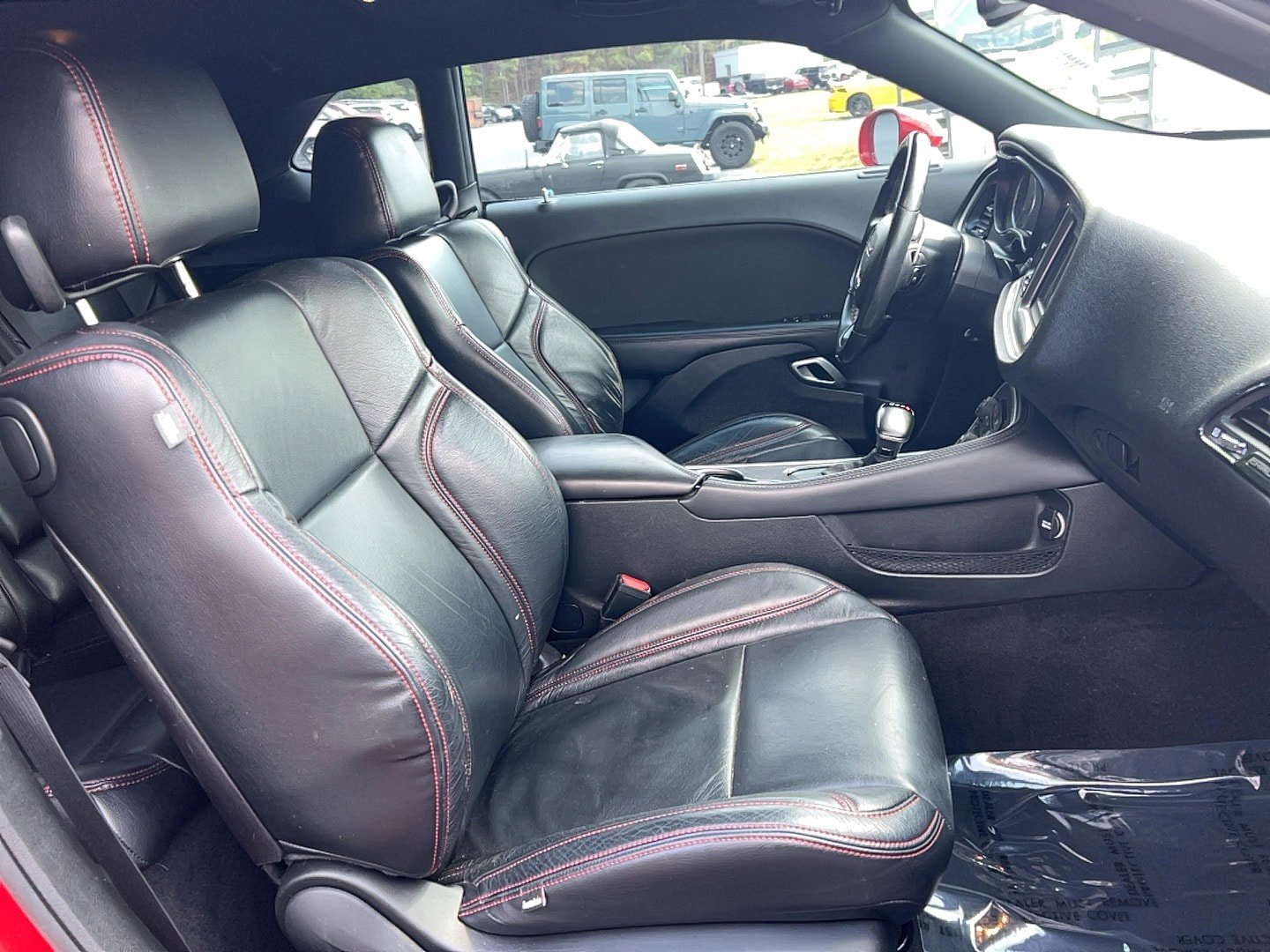 Used 2019 Dodge Challenger R/T w/ Driver Convenience Group RWD image 22