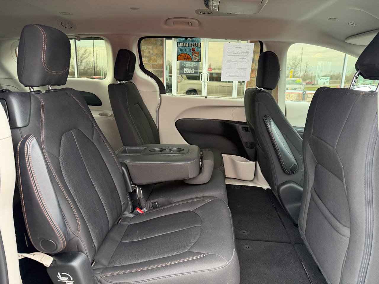 Used 2018 Chrysler Pacifica Touring Plus w/ Tire & Wheel Group image 19