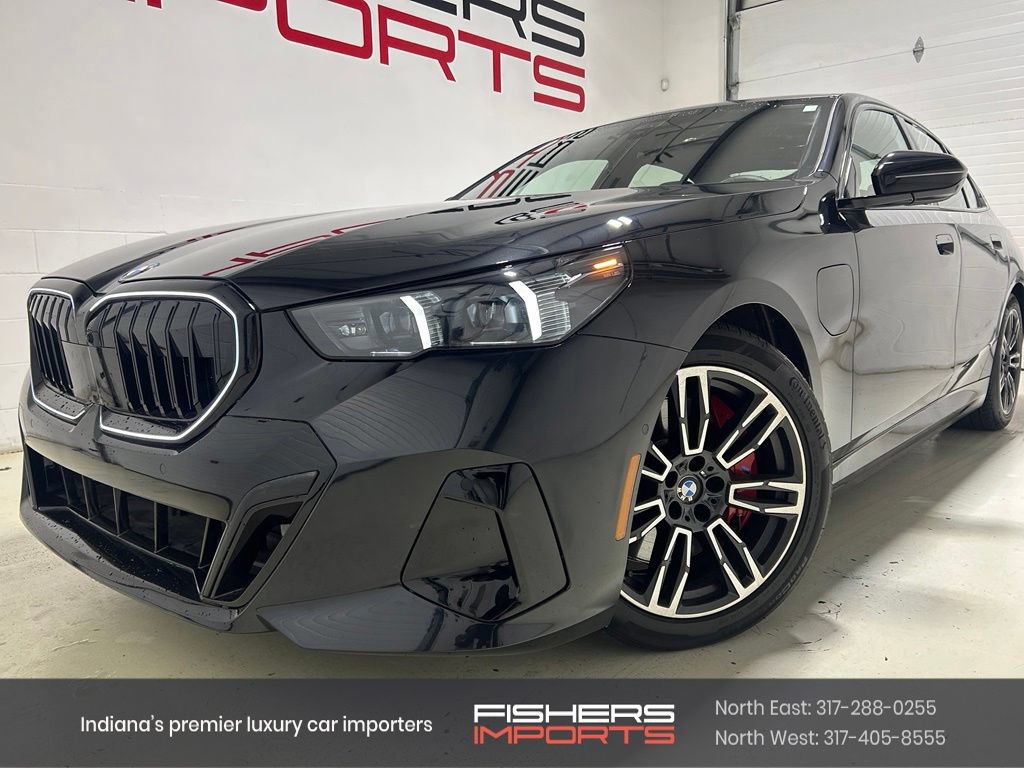 Used 2026 BMW 550e xDrive w/ Premium Package